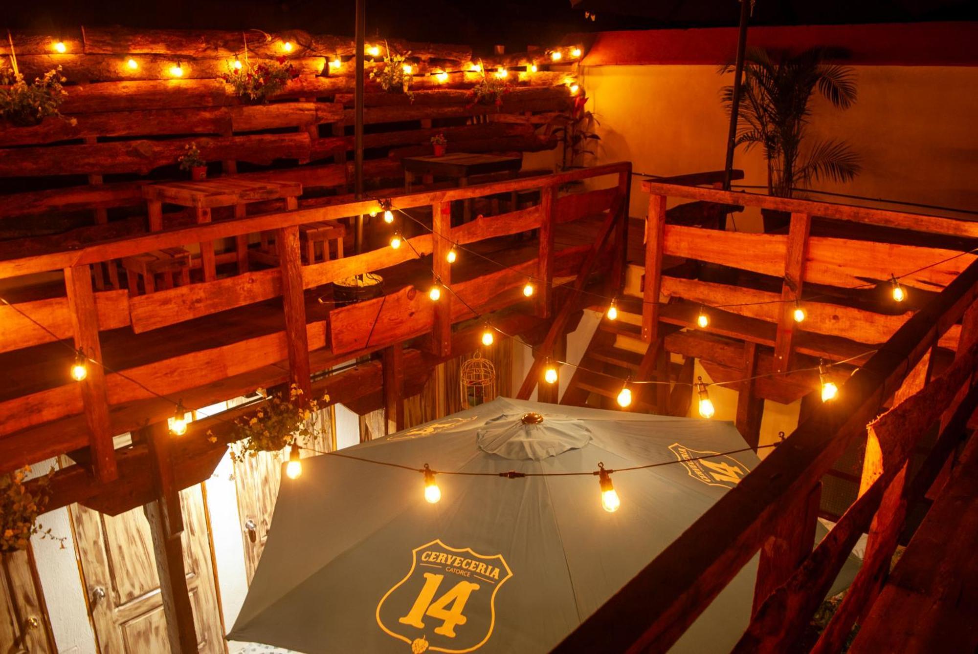 Kamazoztz Hostel And Travel Antigua Εξωτερικό φωτογραφία