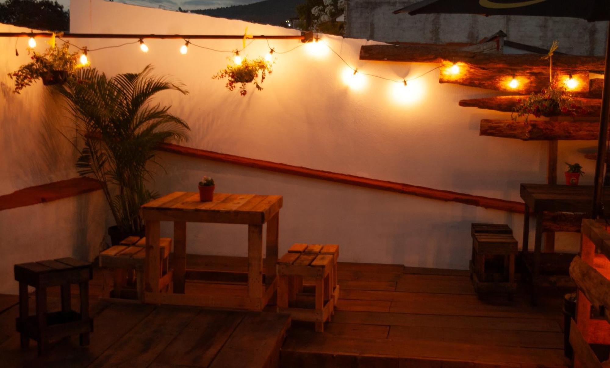 Kamazoztz Hostel And Travel Antigua Εξωτερικό φωτογραφία