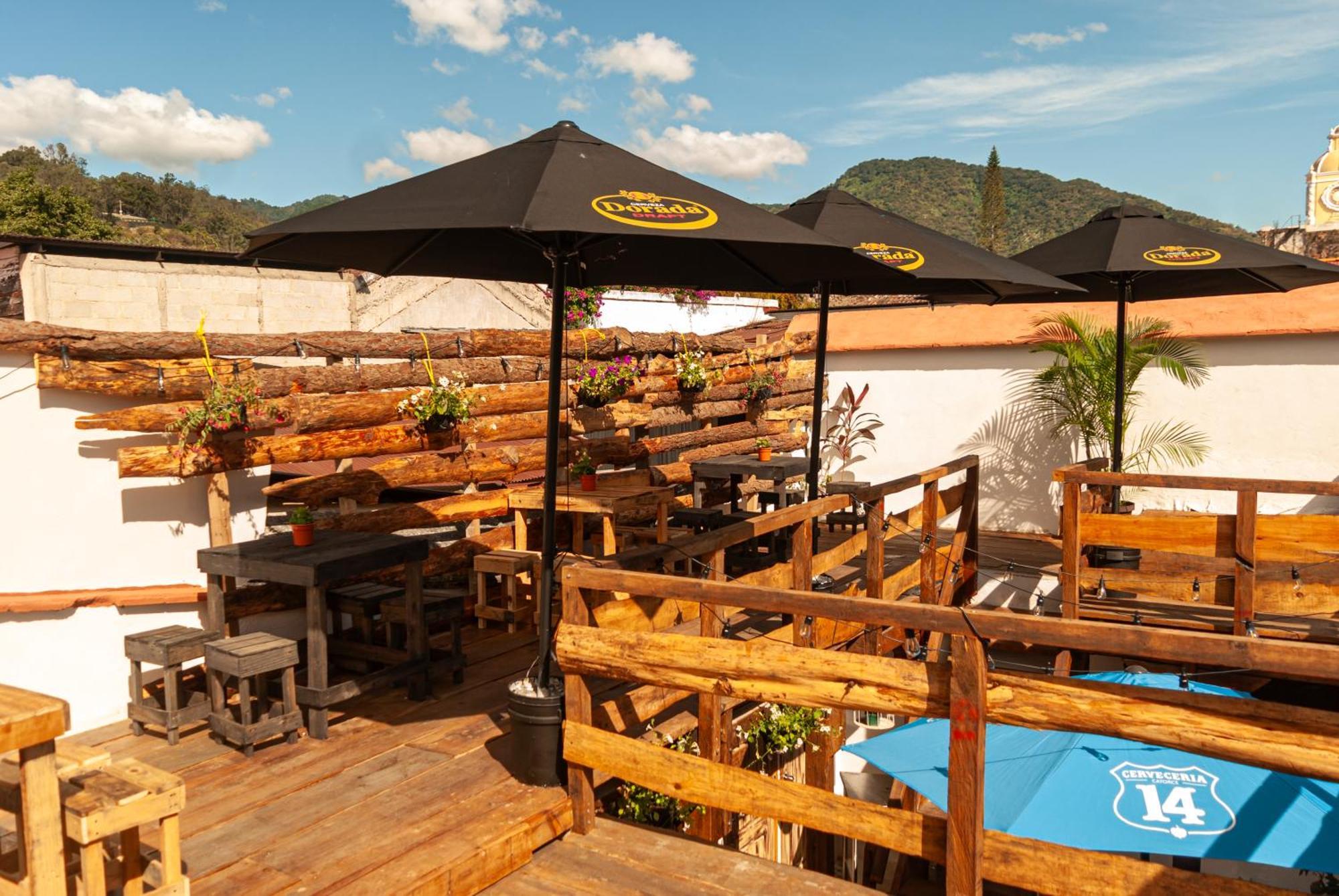 Kamazoztz Hostel And Travel Antigua Εξωτερικό φωτογραφία