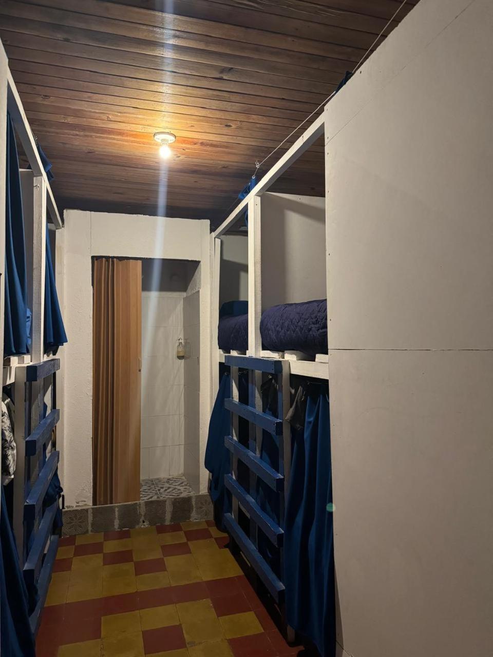 Kamazoztz Hostel And Travel Antigua Εξωτερικό φωτογραφία